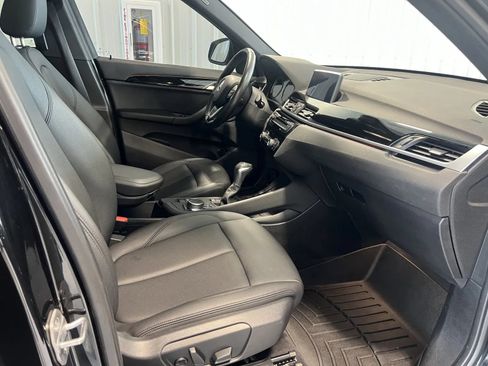 Used 2018 BMW X1 xDrive28i w/ Premium Package AWD/4WD image 27