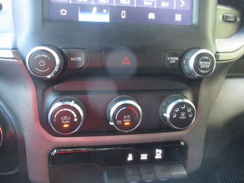 Used 2023 RAM 2500 Tradesman image 16