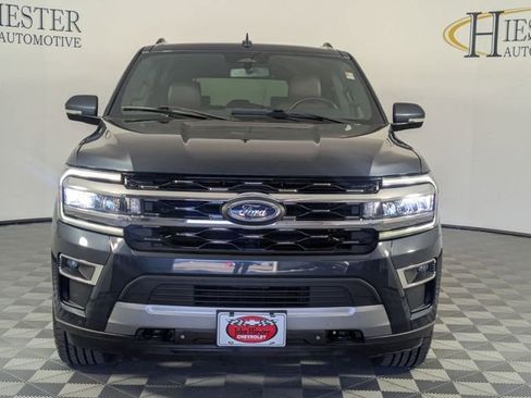 Used 2023 Ford Expedition Max Limited image 3