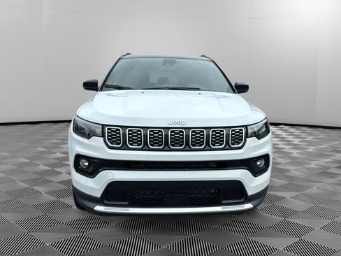 Used 2025 Jeep Compass Limited AWD/4WD image 7