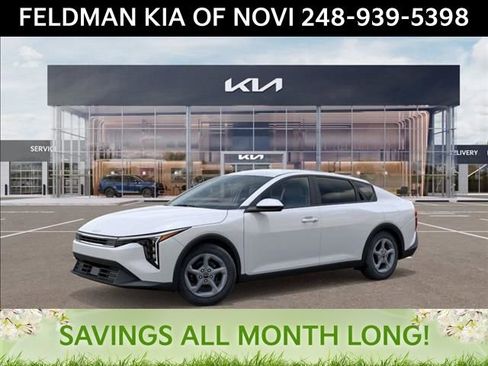 New 2025 Kia K4 LXS image 3