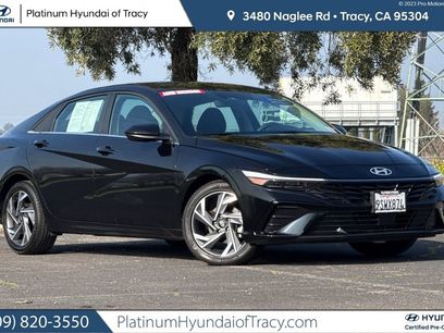 Certified 2025 Hyundai Elantra SEL