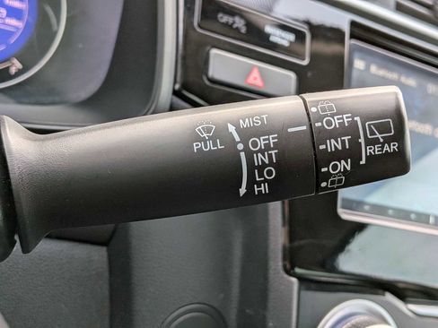 Used 2018 Honda Fit Sport image 23