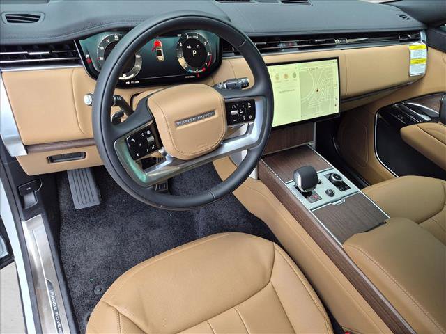 New 2027 Land Rover Range Rover Long Wheelbase SE AWD/4WD image 3