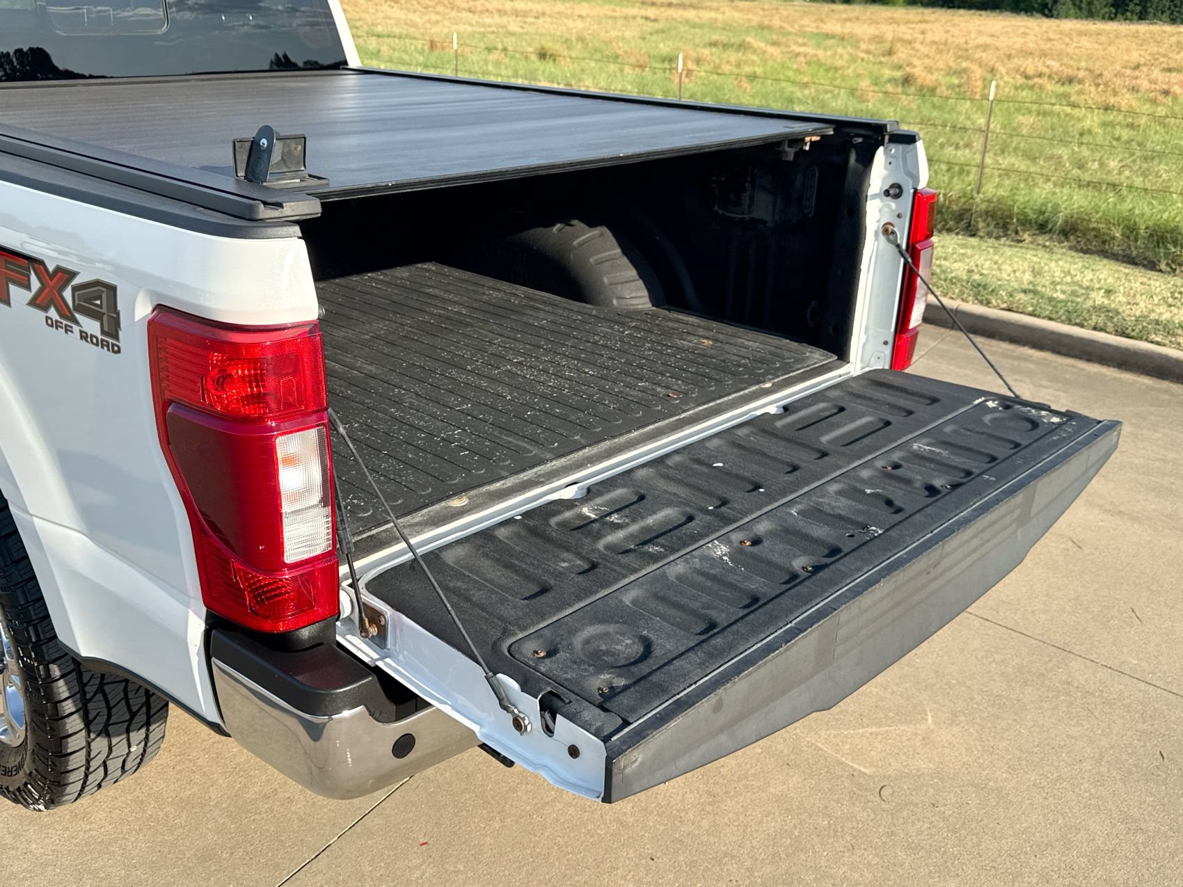 Used 2020 Ford F250 Lariat w/ Chrome Package AWD/4WD image 22