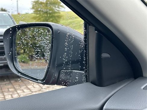 Used 2022 Nissan Rogue Sport SL w/ Premium Package image 24