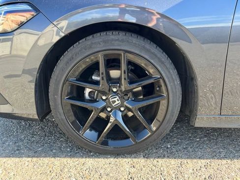 Used 2022 Honda Civic Sport image 12