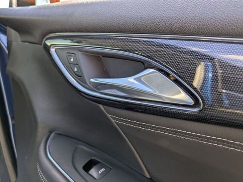 Used 2023 Buick Envision Essence image 34