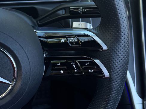 Used 2024 Mercedes-Benz CLE 450 4MATIC Cabriolet image 66