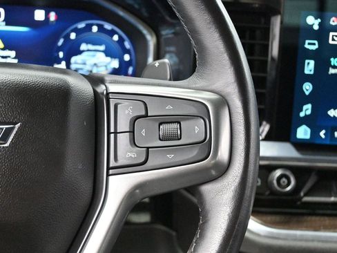 Used 2023 Chevrolet Silverado 1500 RST AWD/4WD image 16