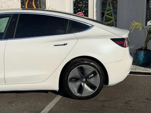 Used 2020 Tesla Model 3 Long Range AWD/4WD image 9