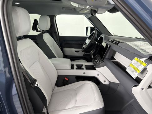 New 2026 Land Rover Defender 110 S image 33