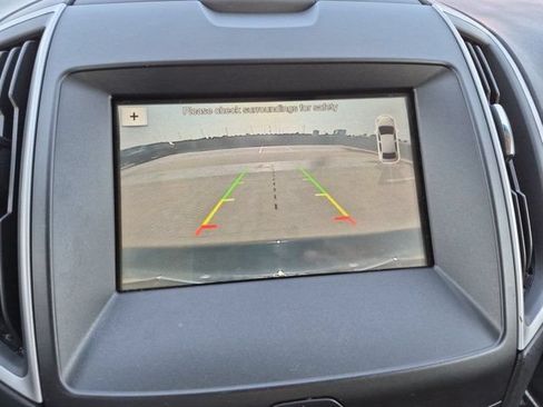 Used 2017 Ford Edge SEL w/ Equipment Group 201A FWD image 15