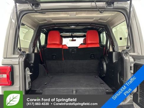 Used 2019 Jeep Wrangler Unlimited Sahara w/ Uconnect 4C Nav & Sound Group image 25