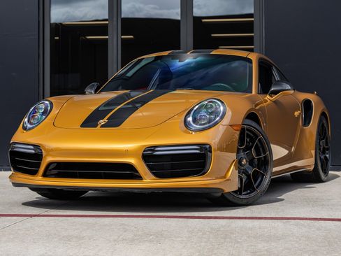 Used 2018 Porsche 911 Turbo S image 1