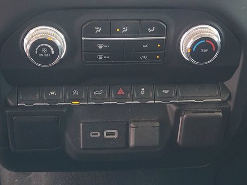 Used 2024 GMC Sierra 1500 Pro w/ Graphite Edition RWD image 17