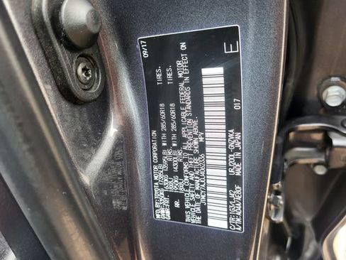 Used 2018 Toyota Land Cruiser w/ Preferred Accessory Package AWD/4WD image 31