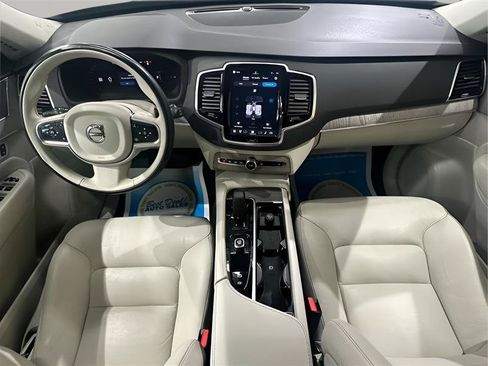 Used 2024 Volvo XC90 T8 Plus AWD/4WD image 17