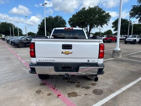 Used 2019 Chevrolet Silverado 2500 LTZ w/ Duramax Plus Package AWD/4WD image 7