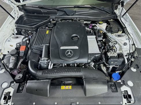Used 2020 Mercedes-Benz SLC 300 SLC 300 image 9