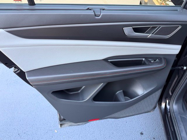 Certified 2024 Volkswagen Atlas Peak Edition SE AWD/4WD image 9
