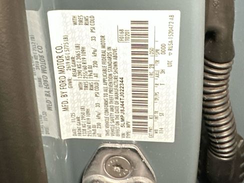 New 2026 Lincoln Nautilus Premier w/ Equipment Group 102A image 29