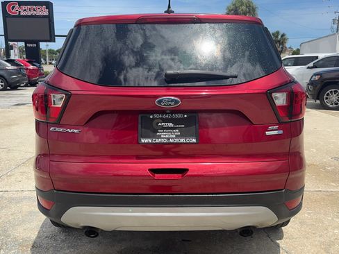 Used 2019 Ford Escape SE AWD/4WD image 4