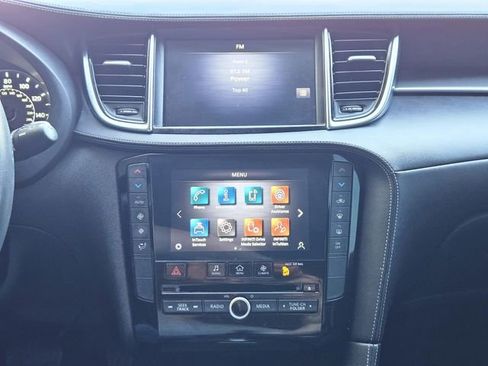 Used 2022 INFINITI QX50 Pure image 22