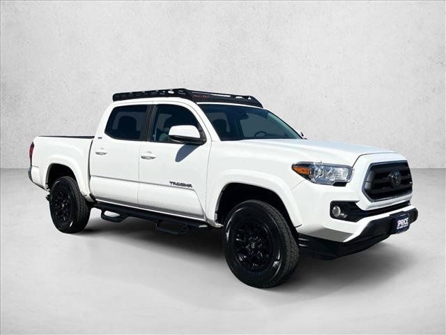 Used 2022 Toyota Tacoma SR5 RWD image 3