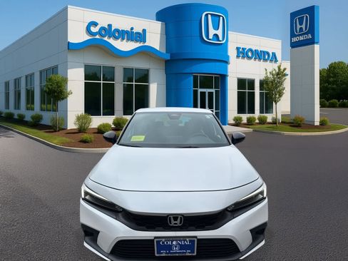 Used 2024 Honda Civic Sport image 10