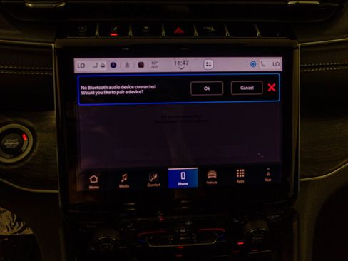 New 2025 Jeep Grand Cherokee L Limited w/ Black Appearance Package image 21