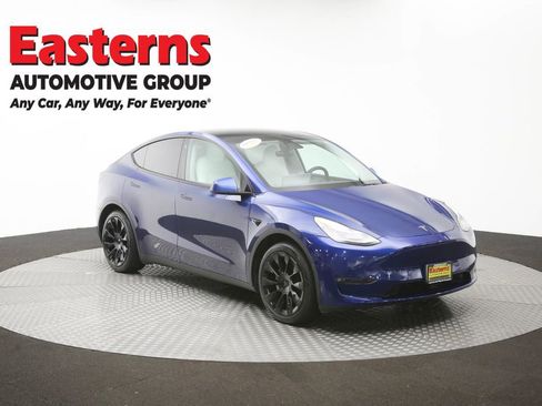 Used 2021 Tesla Model Y Long Range AWD/4WD image 44