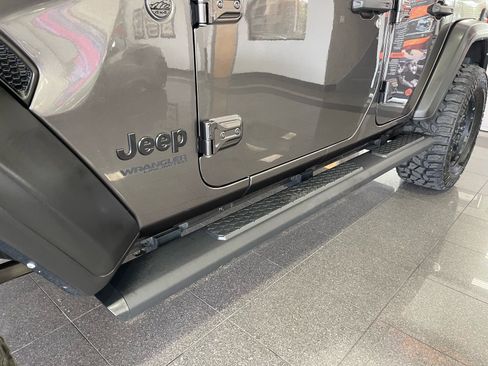 Used 2022 Jeep Wrangler Unlimited Sport AWD/4WD image 12