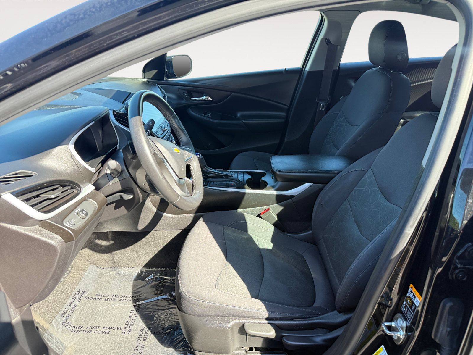 Used 2017 Chevrolet Volt LT FWD image 10