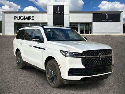New 2025 Lincoln Navigator Reserve w/ Jet Appearance Package