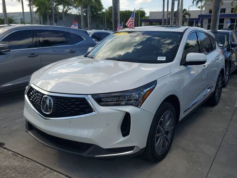 Used 2023 Acura RDX w/ Technology Package image 3