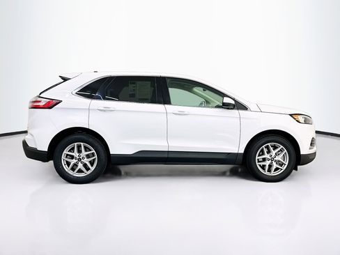 Used 2024 Ford Edge SEL AWD/4WD image 10