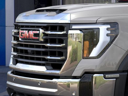 New 2026 GMC Sierra 2500 SLE image 20