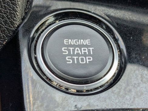 Used 2024 Kia Sportage SX image 39