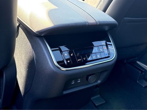 New 2026 Nissan Armada Platinum image 28