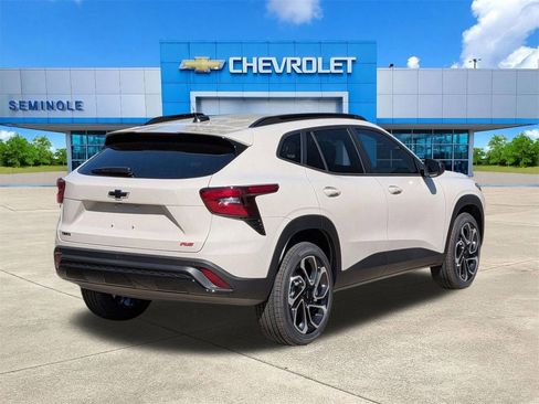 New 2026 Chevrolet Trax RS FWD image 4