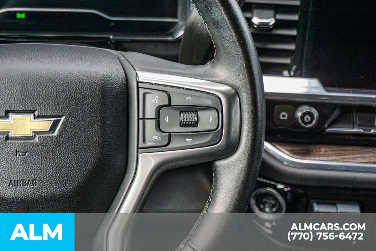 Used 2025 Chevrolet Silverado 1500 LT RWD image 31
