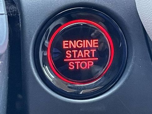 Certified 2025 Honda HR-V LX image 20