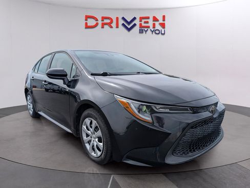 Used 2020 Toyota Corolla LE image 7