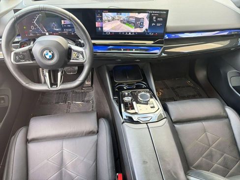 Used 2024 BMW 540i xDrive w/ Executive Package AWD/4WD image 27