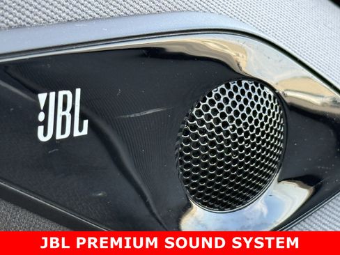 Used 2021 Toyota Avalon XSE image 22