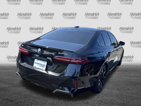 Used 2024 BMW i5 eDrive40i w/ Executive Package RWD image 11