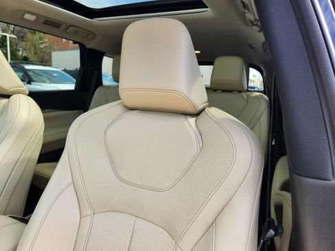 Used 2023 INFINITI QX60 Luxe image 11