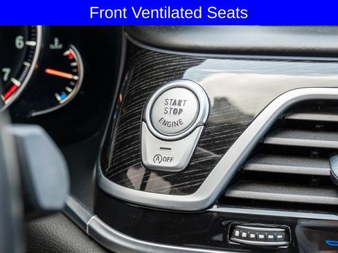 Used 2019 BMW 750i w/ Executive Package RWD image 27