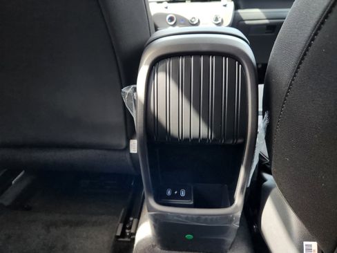 New 2026 Hyundai Kona SE image 16